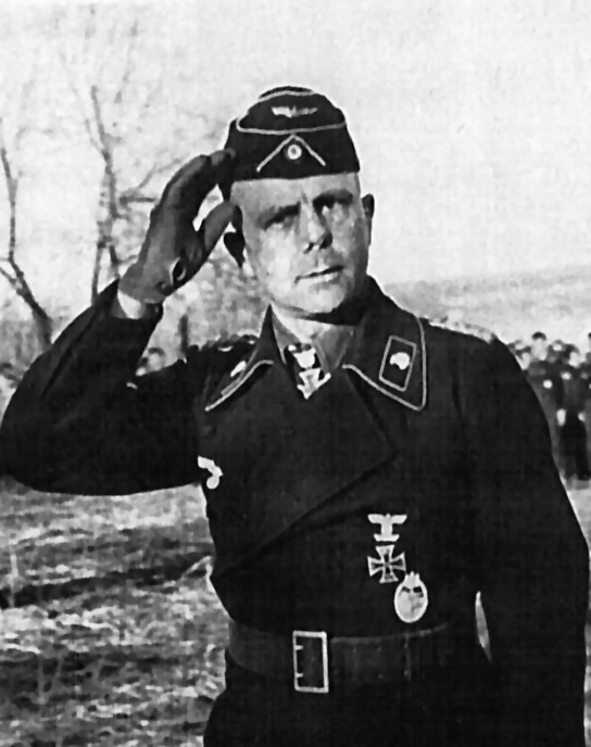 Немецких танков генерал. Дитрих фон Заукен. Фон Лангерман генерал.